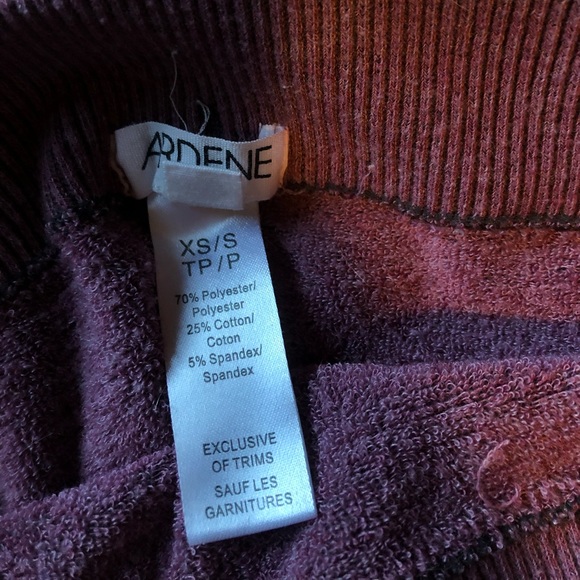 Burgundy Tights - Picture 2 of 2